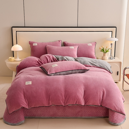 91家纺网 家纺一手货源 找家纺 （总）大麦家纺 2024新款高克重牛奶绒夹棉床盖四件套