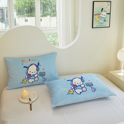 蘭菲家纺 2024新款牛奶绒卡通三丽鸥单品枕套 恰恰舞步