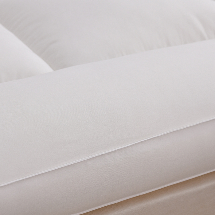 91家纺网 家纺一手货源 找家纺 预言家纺 2024新款3D磨毛羽丝绒羊羔绒床垫 白色