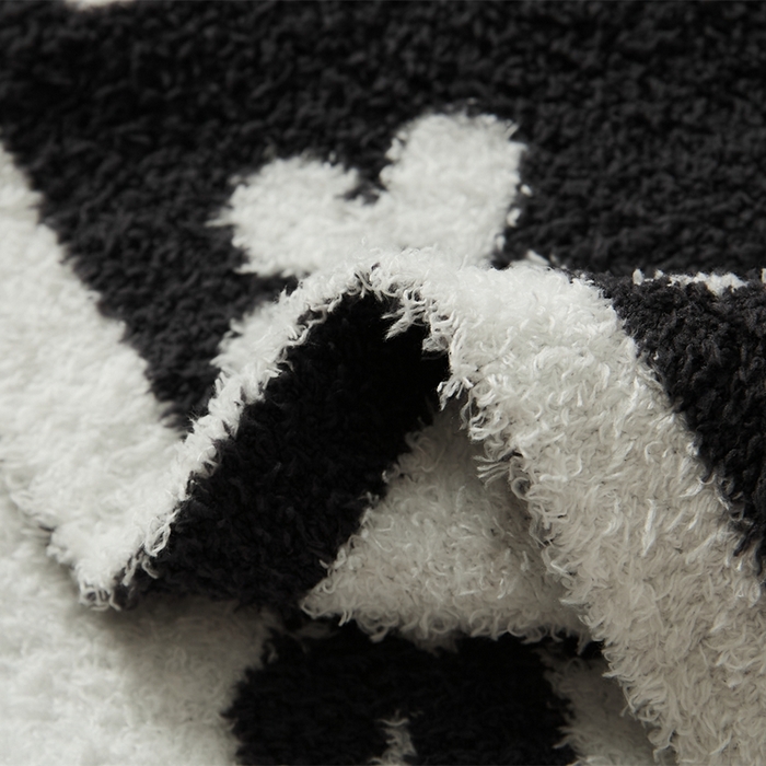 91家纺网 家纺一手货源 找家纺 暖绵绵家纺 2025新款半边绒清新甜美碎花多功能毯-普利朵 普利朵-碳灰色