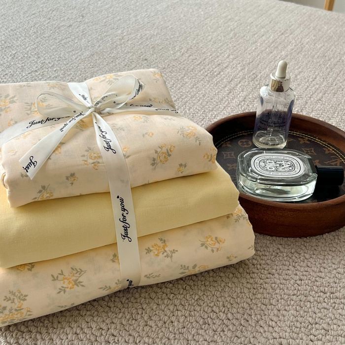 91家纺网 家纺一手货源 找家纺 一比一家纺 2025新款全棉母婴级抗菌有氧全棉双层纱亲肤全棉小清新印花三件套四件套 小晴天