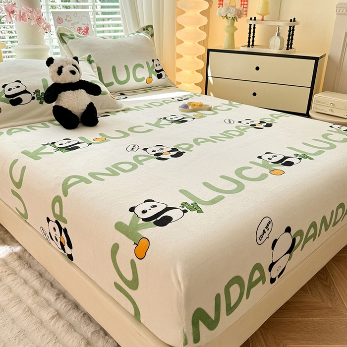 91家纺网 家纺一手货源 找家纺 妖妖家纺 2024新款200克牛奶绒单床笠 开心大熊猫