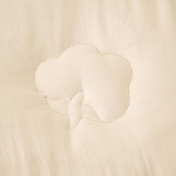 91家纺网 家纺一手货源 找家纺 2025新款A类刺绣新疆棉花被被子被芯 奶白