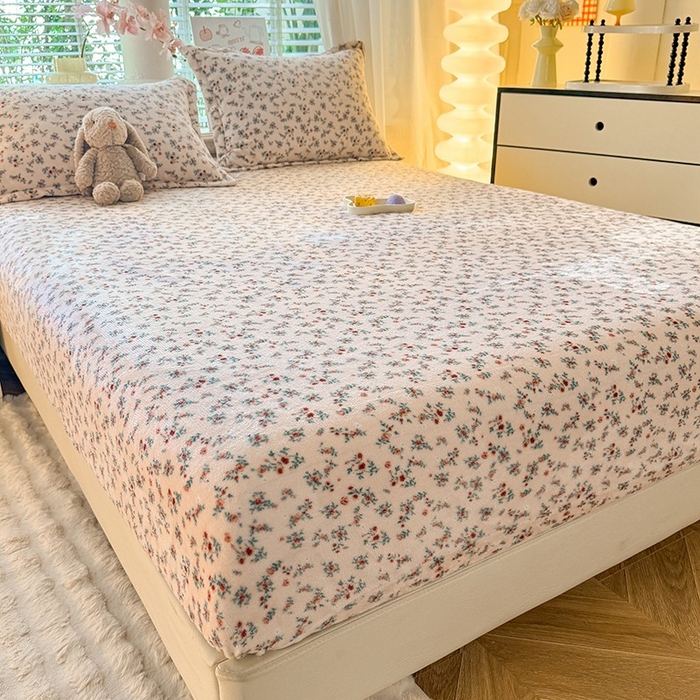 91家纺网 家纺一手货源 找家纺 妖妖家纺 2024新款200克牛奶绒单床笠 后花园