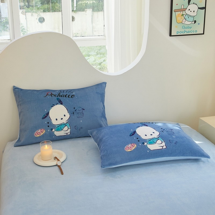 91家纺网 家纺一手货源 找家纺 蘭菲家纺 2024新款牛奶绒卡通三丽鸥四件套 恰恰.蓝