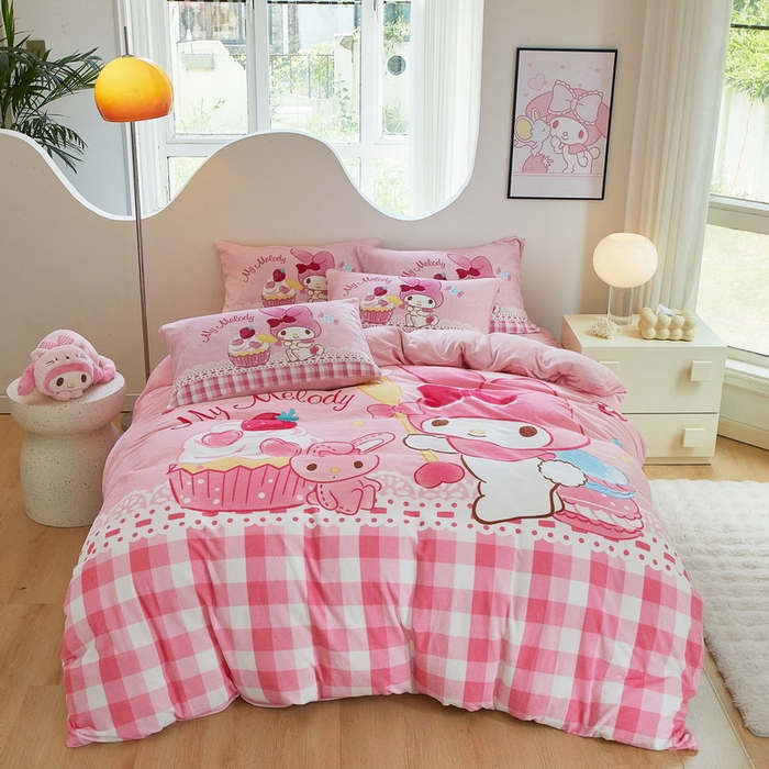 91家纺网 家纺一手货源 找家纺 蘭菲家纺 2024新款牛奶绒卡通三丽鸥四件套 生日快乐