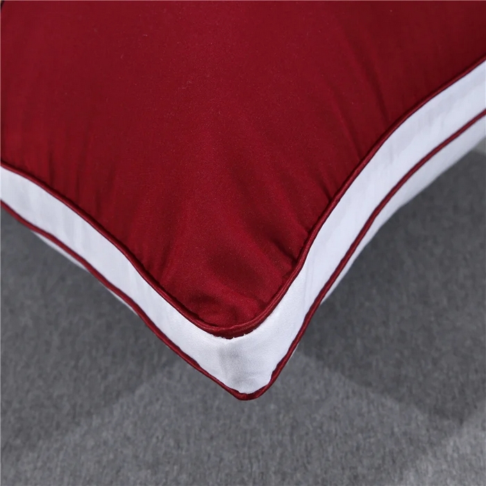 91家纺网 家纺一手货源 找家纺 佳尚枕芯 2025新款高端欧式酒店枕立体拼色刺绣羽丝绒酒店枕芯枕头 欧式酒红48x74cm低枕