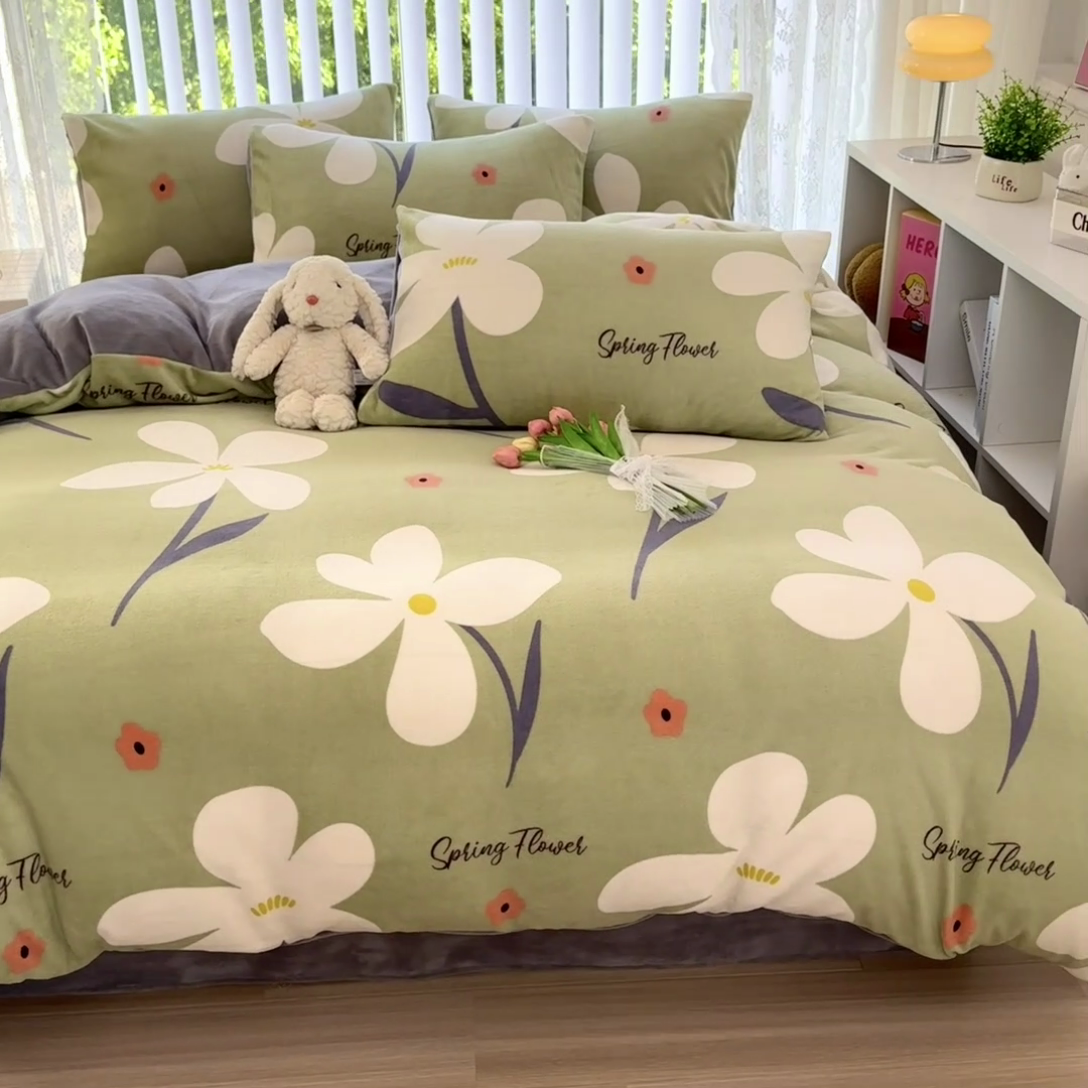 91家纺网 家纺一手货源 找家纺 觅妮家纺 2025新款全消光200g高克重秋冬加厚印花牛奶绒单被套 花漫