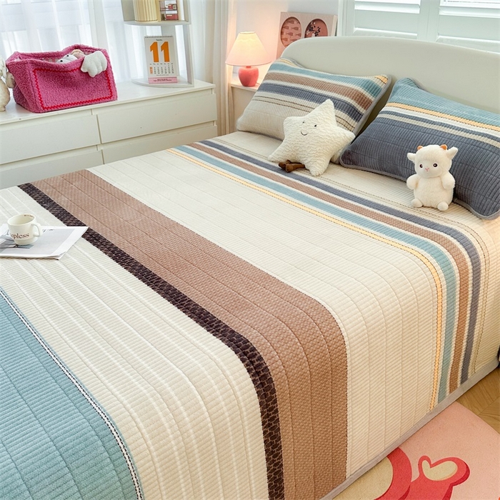 91家纺网 家纺一手货源 找家纺 梵朴 2024新款牛奶绒直角包边床盖 莫兰迪 兰