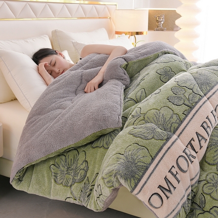 91家纺网 家纺一手货源 找家纺 （总）南北家居 2024新款AB版雪花绒羊羔绒冬被被子被芯