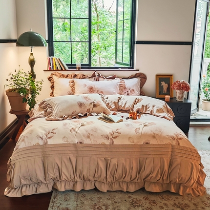 91家纺网 家纺一手货源 找家纺 曼布缇 2025秋冬新品100s全棉加厚磨毛工艺款四件套-南法庄园 南法庄园-丝绒拿铁