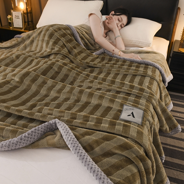 91家纺网 家纺一手货源 找家纺 恋绒家纺 2025新款双面绒休闲毛毯多功能毛毯牛奶绒毯子法莱绒盖毯 彩贝绒-松绿