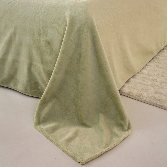 91家纺网 家纺一手货源 找家纺 沐晴家纺 2024新品秋冬加厚牛奶绒纯色简约绣花卡通四件套 熊猫（白+草绿）