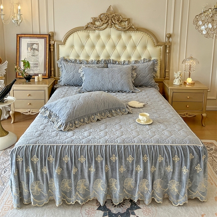 91家纺网 家纺一手货源 找家纺 网红馆（ck家纺） 2025新款高克重宝宝绒床裙三件套 银素灰