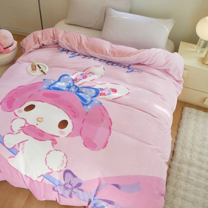 91家纺网 家纺一手货源 找家纺 蘭菲家纺 2024新款牛奶绒卡通三丽鸥单品被套 去约会