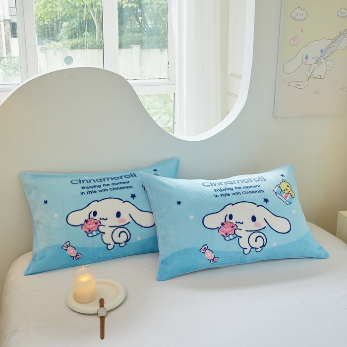91家纺网 家纺一手货源 找家纺 蘭菲家纺 2024新款牛奶绒卡通三丽鸥单品枕套 小吃货