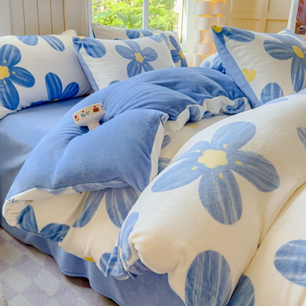 觅妮家纺 2025新款全消光200g高克重秋冬加厚印花牛奶绒单被套 幸运花