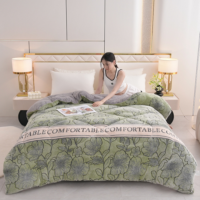 91家纺网 家纺一手货源 找家纺 南北家居 2024新款AB版雪花绒羊羔绒冬被被子被芯 薄荷曼波