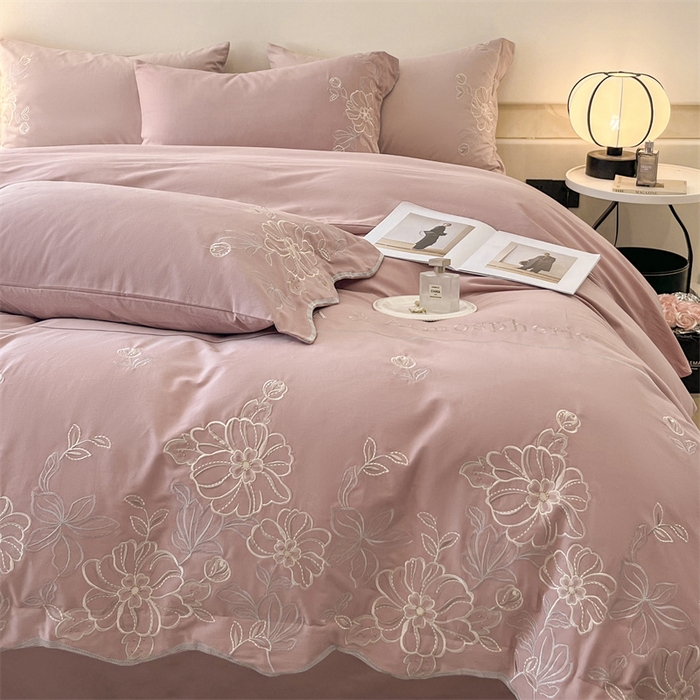 91家纺网 家纺一手货源 找家纺 艾莱家纺 2024新款A类新疆长绒棉加厚柔顺磨毛四件套-烂漫花开（风格二） 花开烂漫-戴安娜