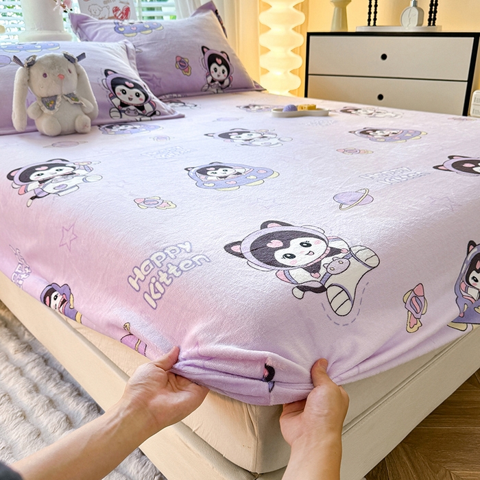 91家纺网 家纺一手货源 找家纺 妖妖家纺 2024新款200克牛奶绒单床笠 飞入星球