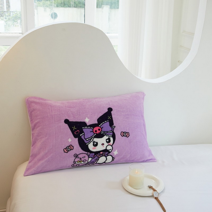 91家纺网 家纺一手货源 找家纺 蘭菲家纺 2024新款牛奶绒卡通三丽鸥单品枕套 绒小库