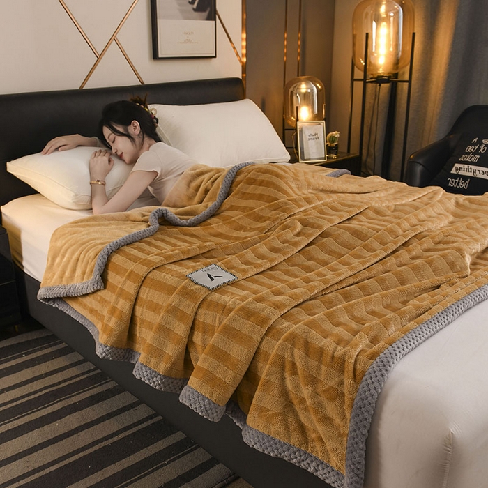 91家纺网 家纺一手货源 找家纺 恋绒家纺 2025新款双面绒休闲毛毯多功能毛毯牛奶绒毯子法莱绒盖毯 彩贝绒-棕色