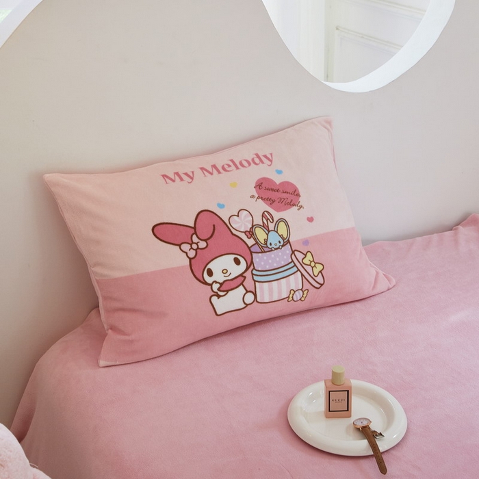 91家纺网 家纺一手货源 找家纺 蘭菲家纺 2024新款牛奶绒卡通三丽鸥四件套 收礼物