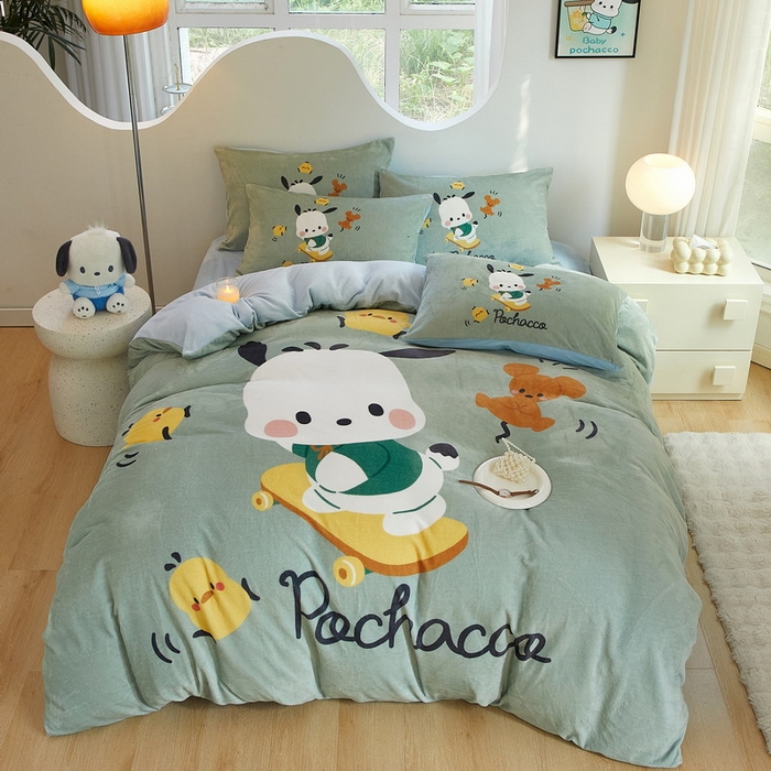 91家纺网 家纺一手货源 找家纺 蘭菲家纺 2024新款牛奶绒卡通三丽鸥四件套 滑板恰恰