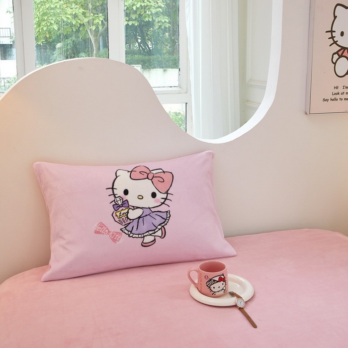 91家纺网 家纺一手货源 找家纺 蘭菲家纺 2024新款牛奶绒卡通三丽鸥四件套 咪咪