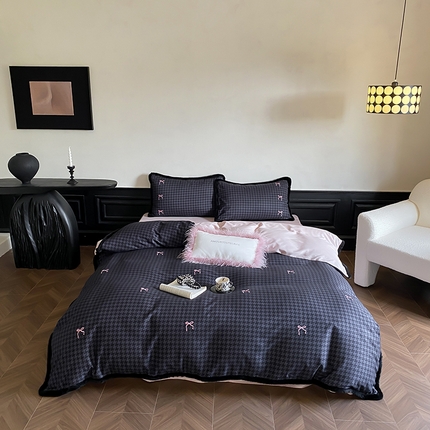 初拾 2024新款100s澳棉磨毛刺绣四件套-蝴蝶结少女 蝴蝶结少女-藏青