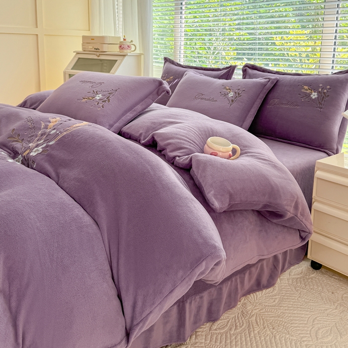 91家纺网 家纺一手货源 找家纺 金米诺 2024新款绣花牛奶绒四件套 麦穗-香芋紫