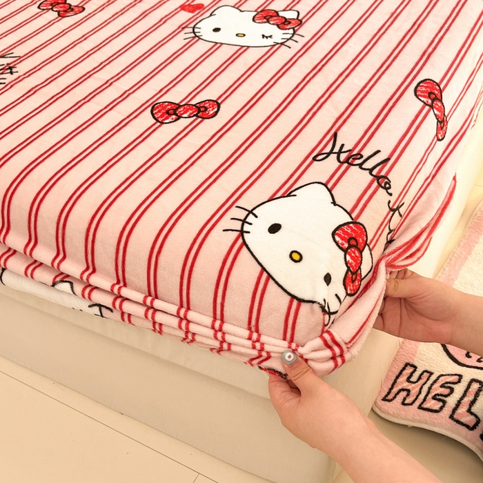 91家纺网 家纺一手货源 找家纺 博雅 2024新款三丽鸥牛奶绒小版床笠系列 牛奶绒小版-高贵KT猫