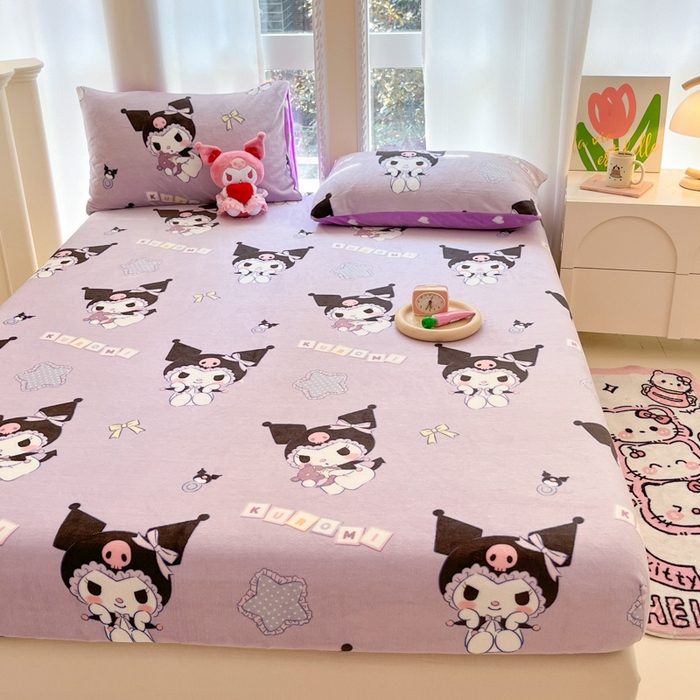 91家纺网 家纺一手货源 找家纺 博雅 2024新款三丽鸥牛奶绒小版床笠系列 牛奶绒小版-星星库洛米