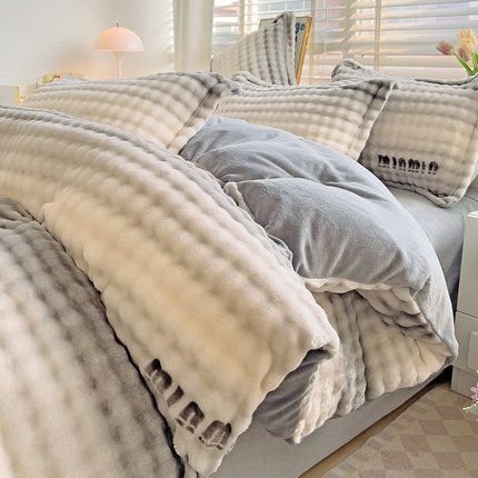 鸿羽樱（鸿羽樱）家纺 2024新款加厚泡泡牛奶绒印花工艺立体四件套 灰色空间