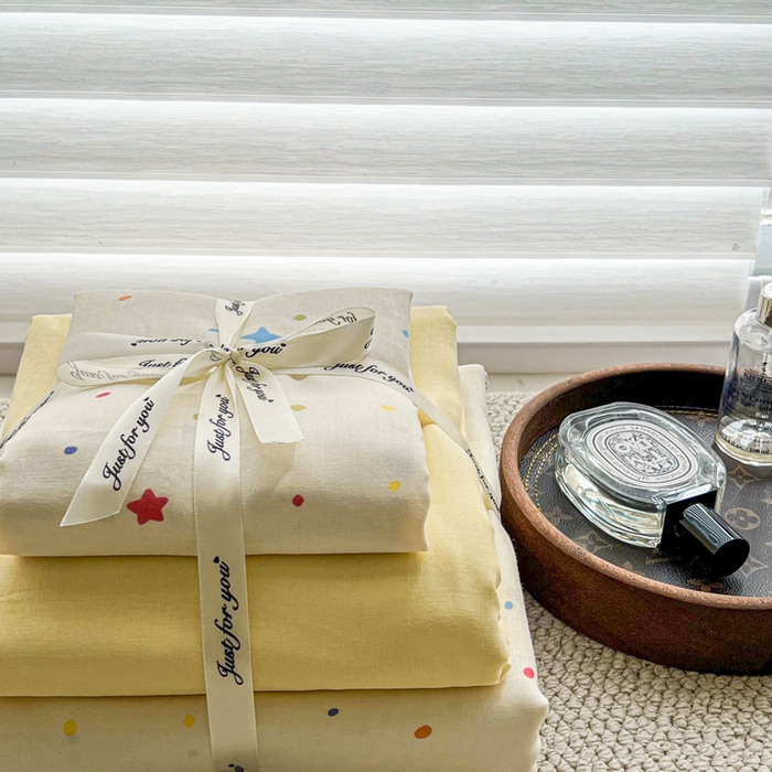 91家纺网 家纺一手货源 找家纺 一比一家纺 2025新款全棉母婴级抗菌有氧全棉双层纱亲肤全棉小清新印花三件套四件套 奶油派