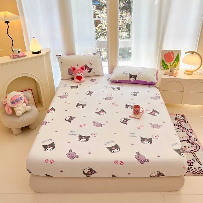 91家纺网 家纺一手货源 找家纺 博雅 2024新款三丽鸥牛奶绒小版床笠系列 牛奶绒小版-满版库洛米