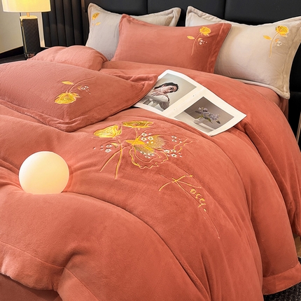 91家纺网 家纺一手货源 找家纺 （总）昊翔家纺 2024新款全消光牛奶绒刺绣四件套-玫瑰故事系列