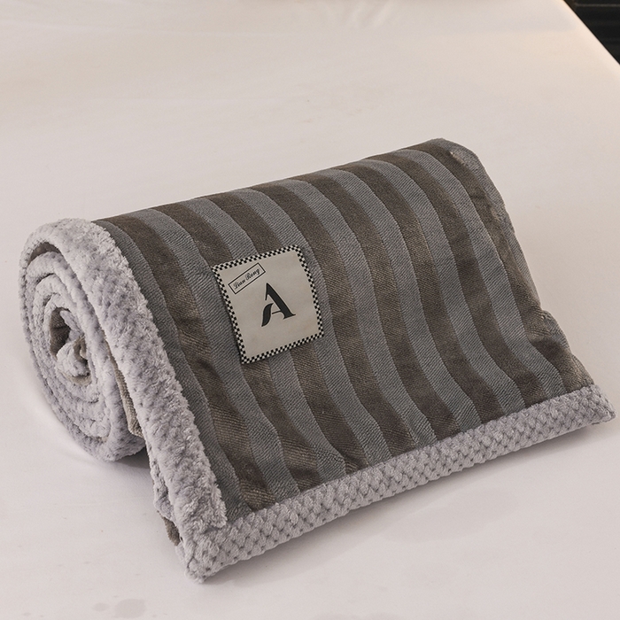 91家纺网 家纺一手货源 找家纺 恋绒家纺 2025新款双面绒休闲毛毯多功能毛毯牛奶绒毯子法莱绒盖毯 彩贝绒-深灰