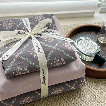 91家纺网 家纺一手货源 找家纺 （总）一比一家纺 2025新款全棉母婴级抗菌有氧全棉双层纱亲肤全棉小清新印花三件套四件套