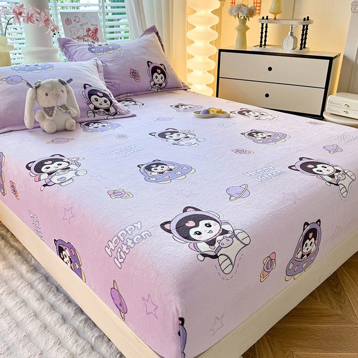 91家纺网 家纺一手货源 找家纺 妖妖家纺 2024新款200克牛奶绒单床笠 飞入星球