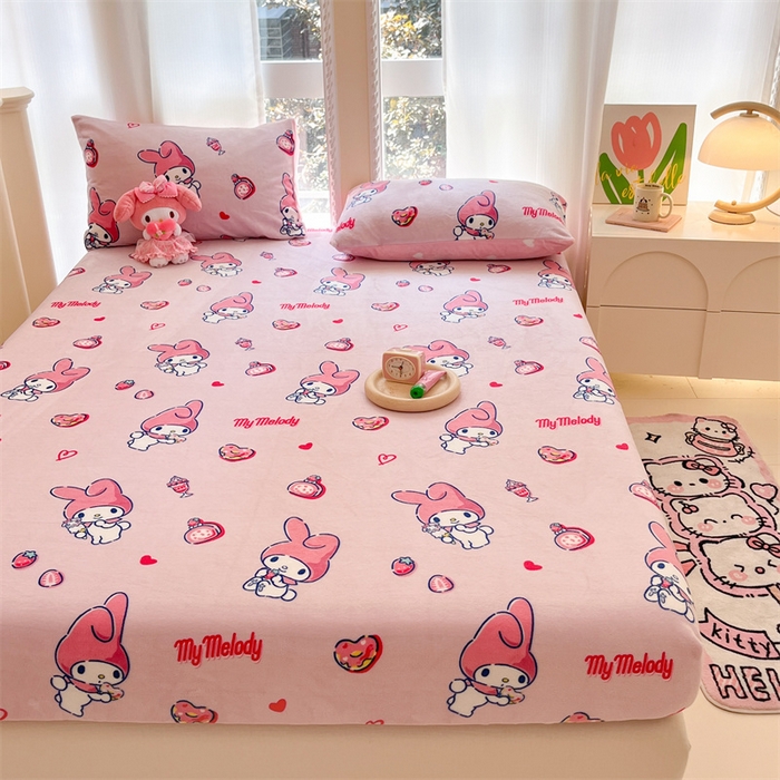 91家纺网 家纺一手货源 找家纺 博雅 2024新款三丽鸥牛奶绒小版床笠系列 牛奶绒小版-雪糕美乐蒂