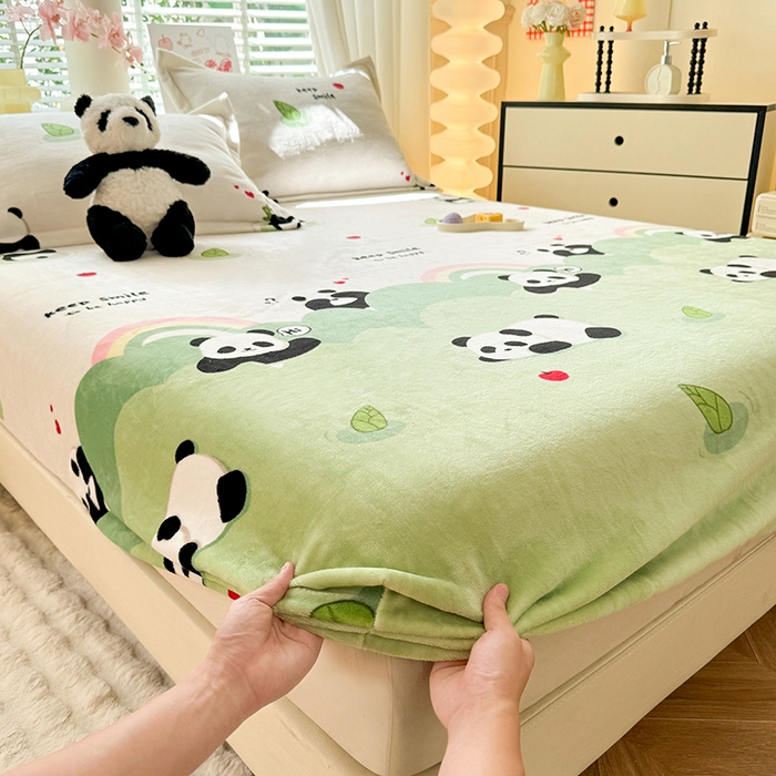 91家纺网 家纺一手货源 找家纺 妖妖家纺 2024新款200克牛奶绒单床笠 彩虹大熊猫