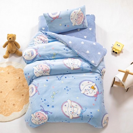 91家纺网 家纺一手货源 找家纺 （总）鱼宝 2024正版授权三丽鸥牛奶绒幼儿园三件套