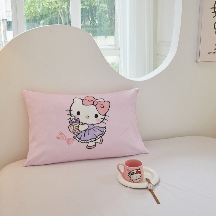 91家纺网 家纺一手货源 找家纺 蘭菲家纺 2024新款牛奶绒卡通三丽鸥单品枕套 咪咪
