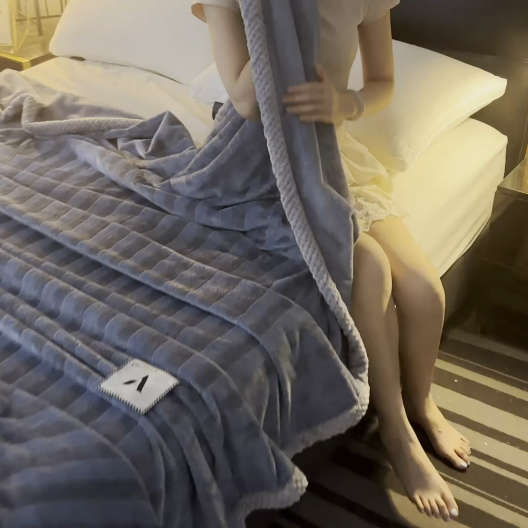 91家纺网 家纺一手货源 找家纺 恋绒家纺 2025新款双面绒休闲毛毯多功能毛毯牛奶绒毯子法莱绒盖毯 彩贝绒-深灰