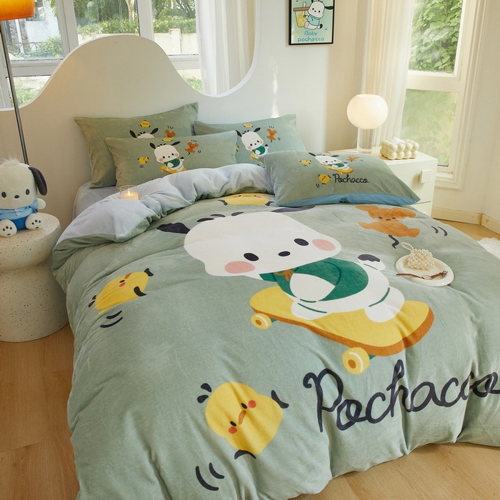 91家纺网 家纺一手货源 找家纺 蘭菲家纺 2024新款牛奶绒卡通三丽鸥四件套 滑板恰恰