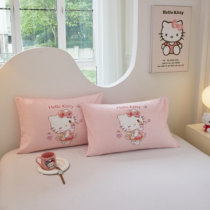 91家纺网 家纺一手货源 找家纺 蘭菲家纺 2024新款牛奶绒卡通三丽鸥单品枕套 向往