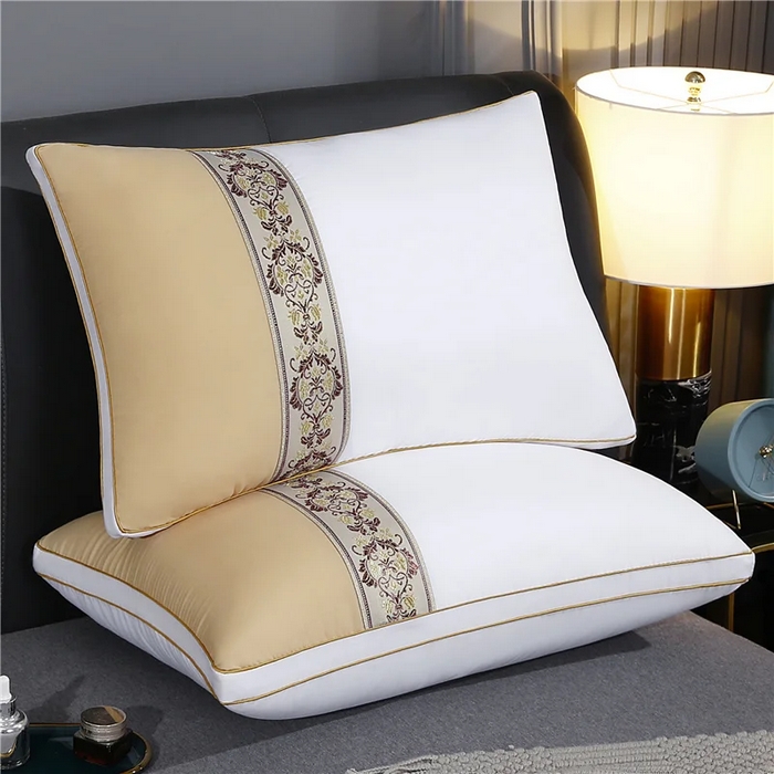 91家纺网 家纺一手货源 找家纺 佳尚枕芯 2025新款高端欧式酒店枕立体拼色刺绣羽丝绒酒店枕芯枕头 欧式浅黄48x74cm高枕