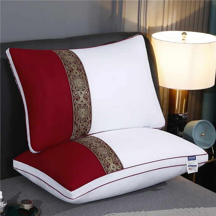 91家纺网 家纺一手货源 找家纺 佳尚枕芯 2025新款高端欧式酒店枕立体拼色刺绣羽丝绒酒店枕芯枕头 欧式酒红48x74cm低枕