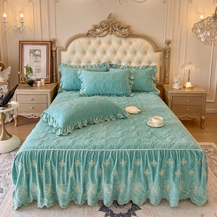 91家纺网 家纺一手货源 找家纺 网红馆（ck家纺） 2025新款高克重宝宝绒床裙三件套 琥珀绿